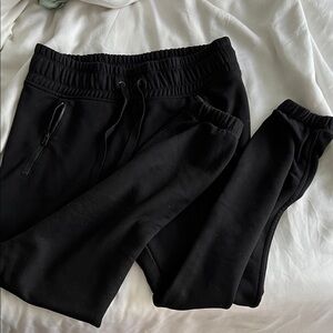 Athleta bounce back jogger